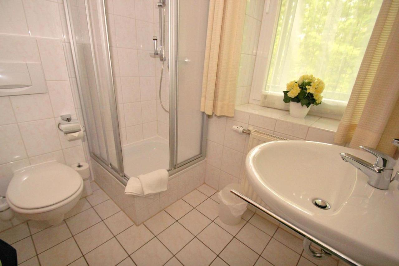 Strandnah, Balkon, Ahoi Erlebnisbad In Sellin Gratis - Strandresidenz Brandenburg Fewo 08 Goehren  Exterior photo